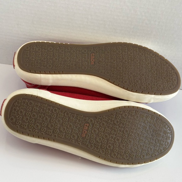Taos Star Sneakers STA-12844 Womens 8.5 Red Canvas Lace Up Low Top Comfort Shoes - Picture 10 of 16